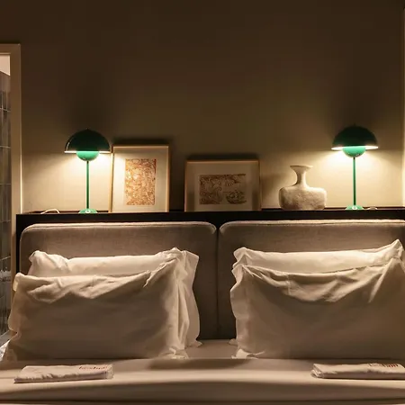 Dare River Hotel